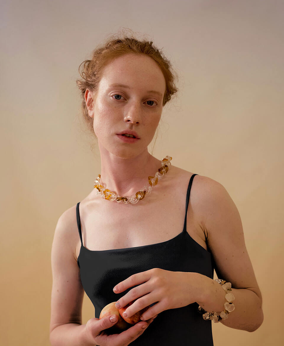 Home 6 img 05 a black